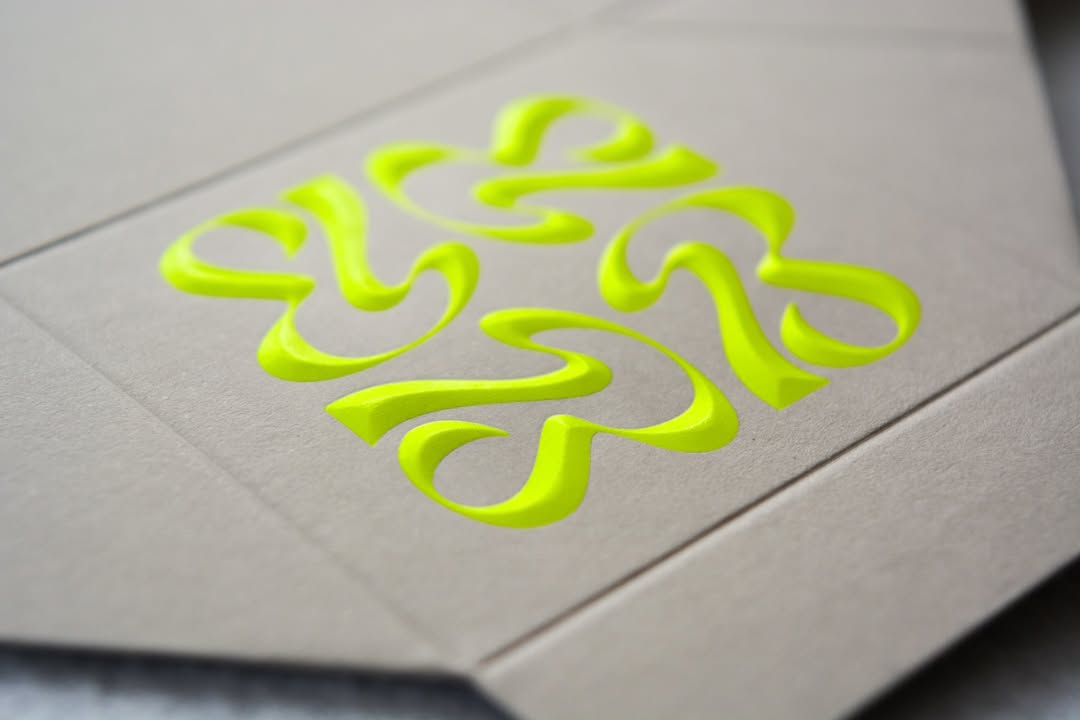 Foil fluorescent: la touche finale pour la créativité