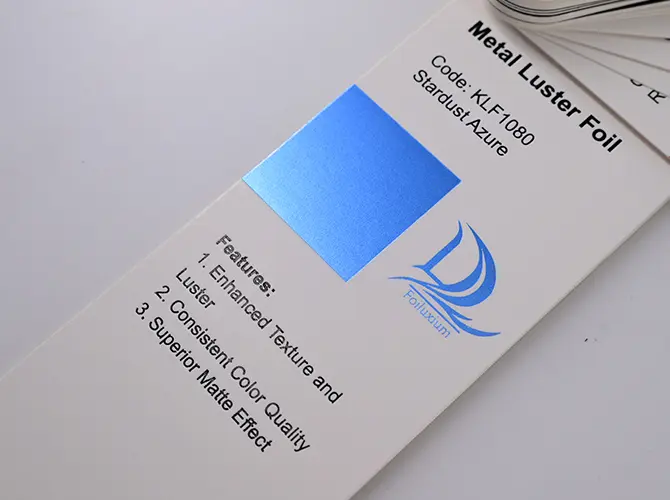 Feuille de lustre métallique